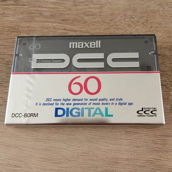 MAXELL DCC Digital Compact Cassette - Picture 2 of 7